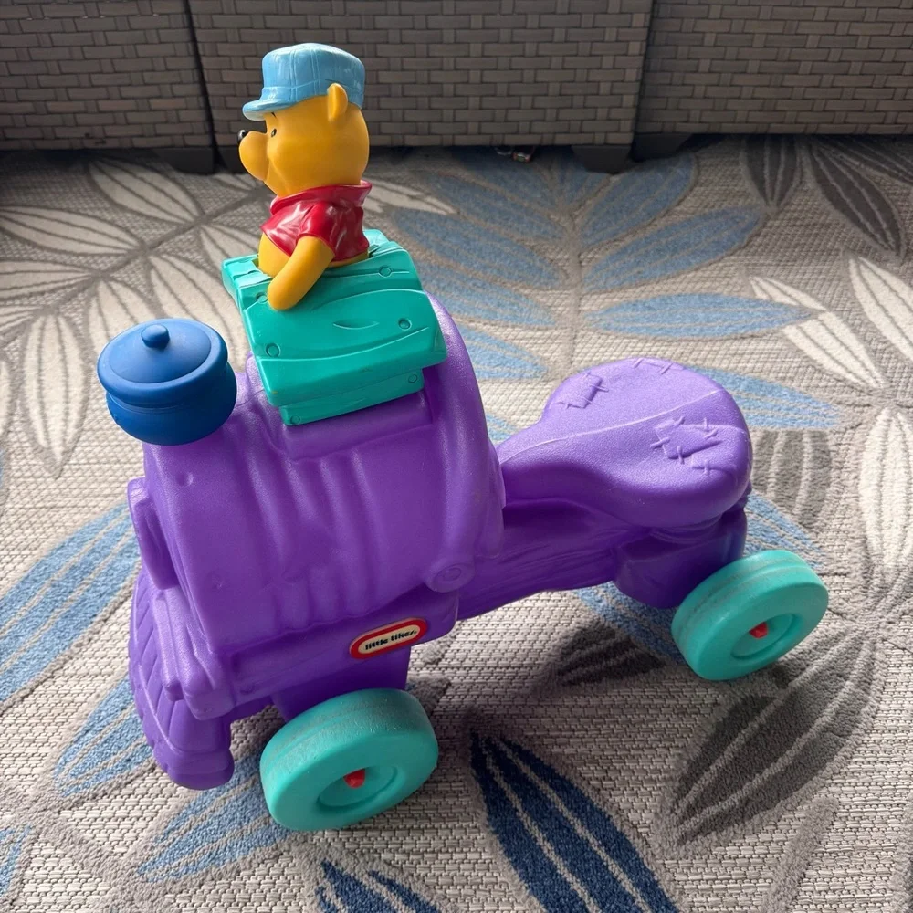 Vtg Winnie The Pooh 100 Acre RR Train Ride On Toddler Little Tikes RARE W/sounds